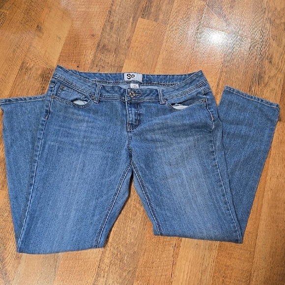 SO Blue Straight Leg Jeans with Classic Denim Style 15 - Picture 1 of 3